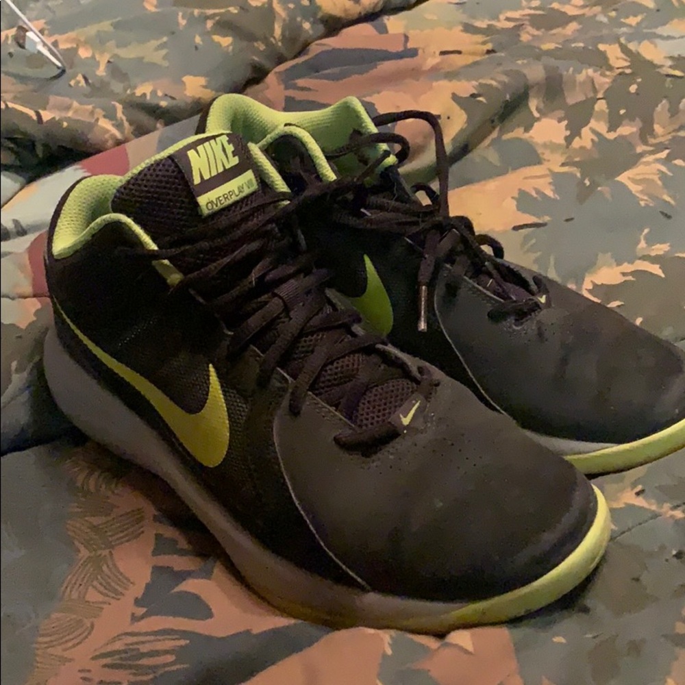 Nike Overplay VIII
